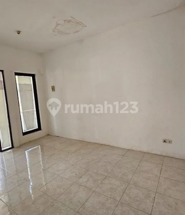 Frida- Disewakan Rumah di CITRA GARDEN , Sidoarjo , Sidoarjo , Jawa Timur
Deskripsi Properti,
Transaksi : Sewa
Tipe : Rumah
Alamat : CITRA GARDEN
Lokasi : Sidoarjo , Sidoarjo , Jawa Timur
Sertifikat : SHM
Luas Tanah : 90 m2
Luas Bangunan : 50 m2
Kamar T Frida- Disewakan Rumah di CITRA GARDEN , Sidoarjo , Sidoarjo , Jawa Timur
Deskripsi Properti,
Transaksi : Sewa
Tipe : Rumah
Alamat : CITRA GARDEN
Lokasi : Sidoarjo , Sidoarjo , Jawa Timur
Sertifikat : SHM
Luas Tanah : 90 m2
Luas Bangunan : 50 m2
Kamar T
