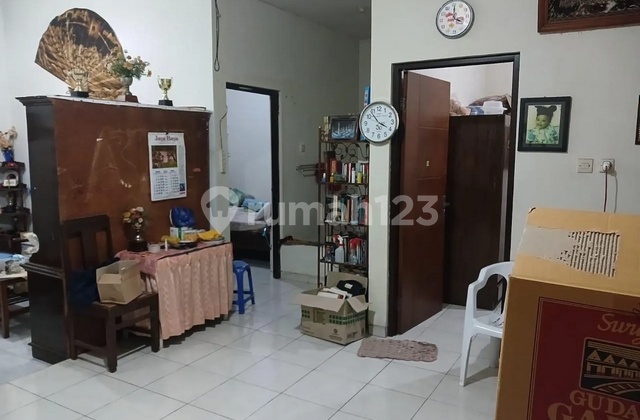 Frida - For Sale: House in MALANG ANGGUN SEJAHTERA, Lawang, Malang, East Java

Property Description,
Transaction: Sale
Type: House
Address: MALANG ANGGUN SEJAHTERA
Location: Lawang, Malang, East Java
Certificate: SHM (Freehold Title)
Land Area: 132 m²
Building Area: 9 2