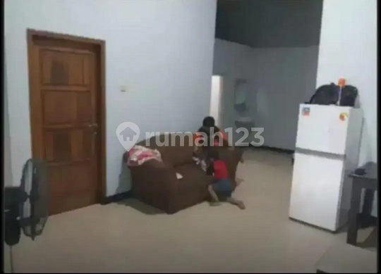 Frida- Disewakan Rumah di SARINADI , Sidoarjo , , Jawa Timur
Deskripsi Properti,
Transaksi : Sewa
Tipe : Rumah
Alamat : SARINADI
Lokasi : Sidoarjo , , Jawa Timur
Sertifikat : SHM
Luas Tanah : 98 m2
Luas Bangunan : 130 m2
Kamar Tidur : 4
Kamar Mandi : Frida- Disewakan Rumah di SARINADI , Sidoarjo , , Jawa Timur
Deskripsi Properti,
Transaksi : Sewa
Tipe : Rumah
Alamat : SARINADI
Lokasi : Sidoarjo , , Jawa Timur
Sertifikat : SHM
Luas Tanah : 98 m2
Luas Bangunan : 130 m2
Kamar Tidur : 4
Kamar Mandi :