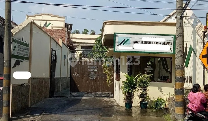 Jeffry- DiJual Rumah Kos di JL SIWALANKERTO , Wonocolo , Surabaya Jeffry- DiJual Rumah Kos di JL SIWALANKERTO , Wonocolo , Surabaya