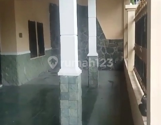 Frida- DiJual Rumah di SIDOKARE , Sidoarjo ,  , Jawa Timur

Deskripsi Properti, 
Transaksi : Jual
Tipe : Rumah
Alamat : SIDOKARE
Lokasi : Sidoarjo ,  , Jawa Timur
Sertifikat : SHM
Luas Tanah : 180 m2
Luas Bangunan : 180 m2
Kamar Tidur : 4
Kamar Mandi : 2
