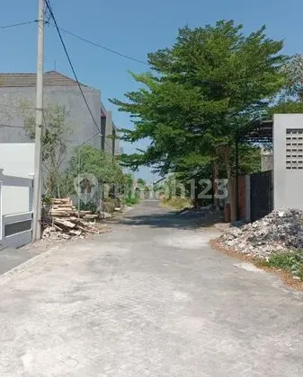 Enwd Dijual Rumah di Grand Royal Regency , Taman , Sidoarjo , Jawa Timur
