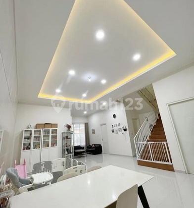 Frida- DiJual Rumah di SUTOREJO UTARA , Mulyosari , , Jawa Timur
Deskripsi Properti,
Transaksi : Jual
Tipe : Rumah
Alamat : SUTOREJO UTARA
Lokasi : Mulyosari , , Jawa Timur
Sertifikat : SHM
Luas Tanah : 156 m2
Luas Bangunan : 256 m2
Kamar Tidur : 4+1
Frida- DiJual Rumah di SUTOREJO UTARA , Mulyosari , , Jawa Timur
Deskripsi Properti,
Transaksi : Jual
Tipe : Rumah
Alamat : SUTOREJO UTARA
Lokasi : Mulyosari , , Jawa Timur
Sertifikat : SHM
Luas Tanah : 156 m2
Luas Bangunan : 256 m2
Kamar Tidur : 4+1