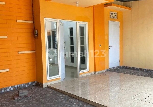 Frida- Disewakan Rumah di BLUKID RESIDENCE 2 , Sidoarjo , Sidoarjo , Jawa Timur

Deskripsi Properti, 
Transaksi : Sewa
Tipe : Rumah
Alamat : BLUKID RESIDENCE 2
Lokasi : Sidoarjo , Sidoarjo , Jawa Timur
Sertifikat : SHM
Luas Tanah : 90 m2
Luas Bangunan : 4