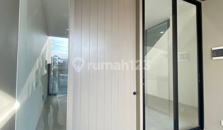 Jeffry- DiJual Rumah di MANYAR TIRTOASRI , Manyar , Surabaya 2