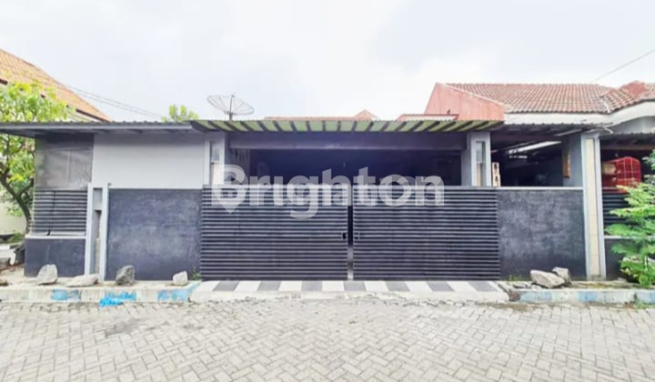 Rumah Kos hook aktif 12 kamar full penyewa siap untung. lokasi dekat lingkar timur daerah pergudangan 