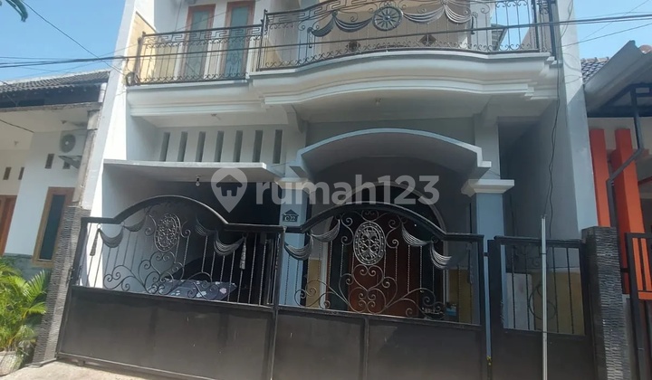 Tyas - For Sale House in GRIYA KENCANA, Taman, Madiun