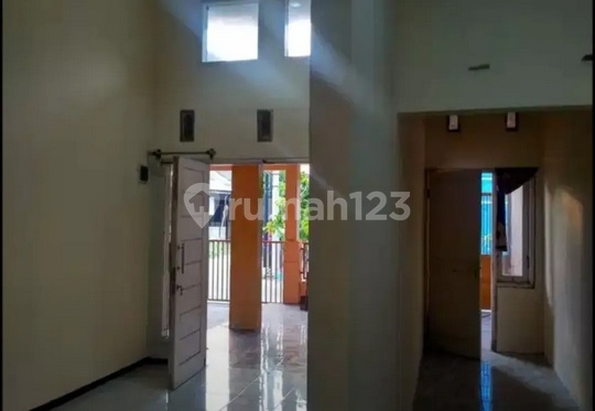 Frida- Disewakan Rumah di ISTANA MENTARI , Sidoarjo ,  , Jawa Timur

Deskripsi Properti, 
Transaksi : Sewa
Tipe : Rumah
Alamat : ISTANA MENTARI
Lokasi : Sidoarjo ,  , Jawa Timur
Sertifikat : SHM
Luas Tanah : 105 m2
Luas Bangunan : 105 m2
Kamar Tidur : 2
K