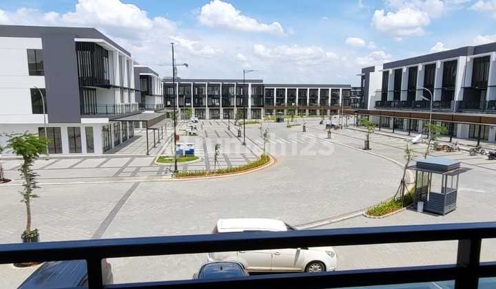 Ruko 3lt Siap Huni Di Hampton Prominade, Gading Serpong. Ruko 3lt Siap Huni Di Hampton Prominade, Gading Serpong.