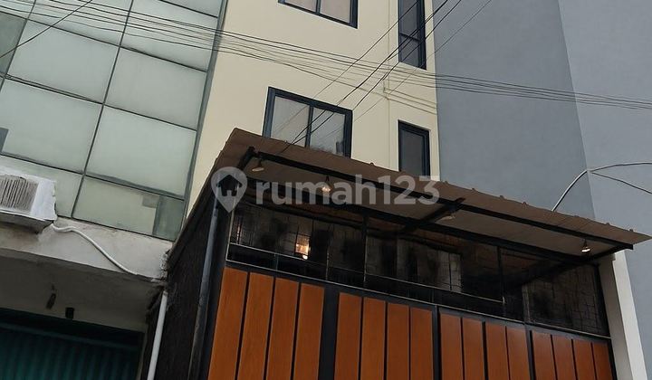 Rumah Kos Full Furnished di Jembatan Lima Jelambar Jakarta Barat