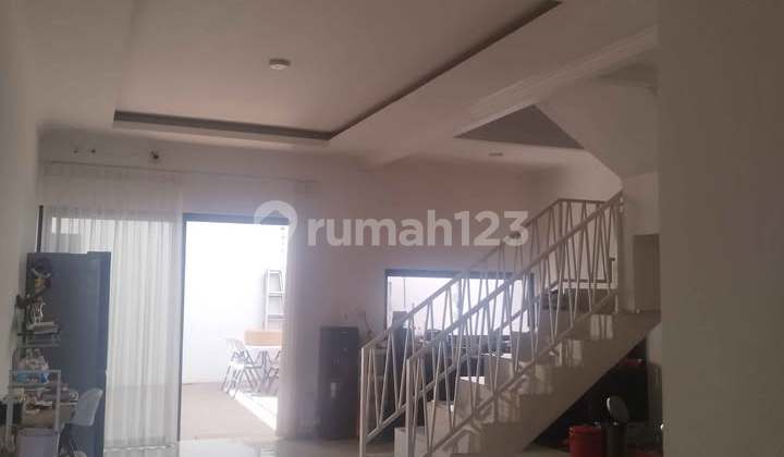 Rumah Full Furnished The Raflesia Hills 2 Depok Jawa Barat 2