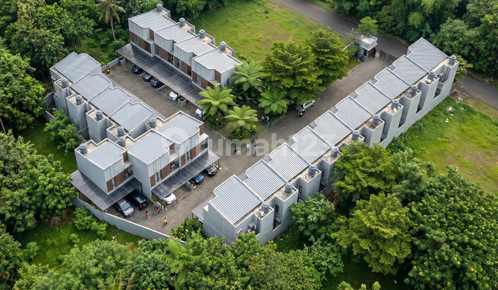 New House Pre-Order, Very Close Access to Limo Toll Road 2