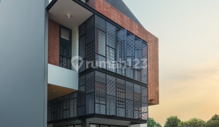 Rumah Mewah di Jual 4.5 Lantai + Lift Area Senopati Rumah Mewah di Jual 4.5 Lantai + Lift Area Senopati