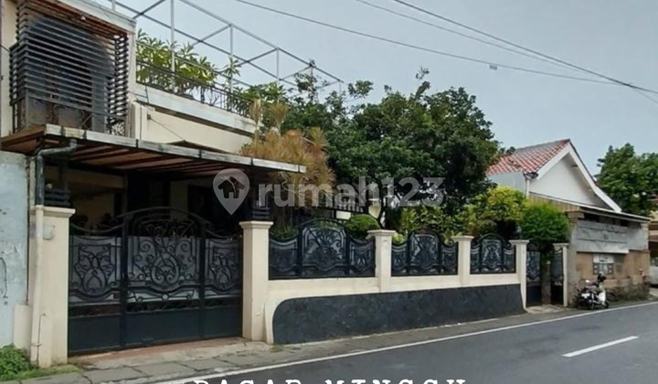Rumah Di Jual Pinggir Jalan Dekat Universitas