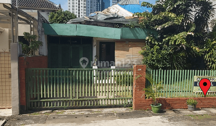 Di Jual Tanah + Rumah Tua Area Strategis 2