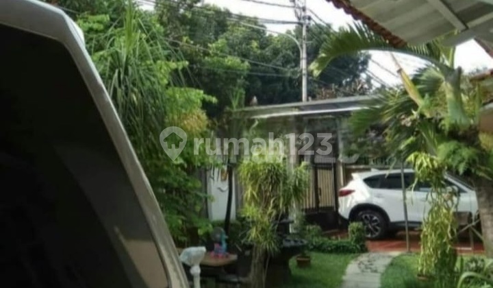 Rumah di Jual Satu Lantai Tanah Kusir Kebayaron Lama Utara
