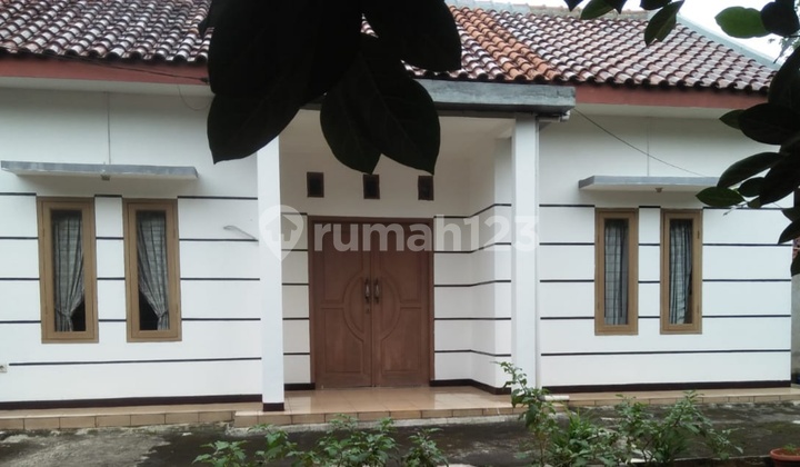 House For Sale in Ngantong, Suitable for Rentals & Boarding Rooms. 2