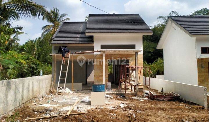 Rumah Baru Unfurnished SHM di Sendangarum, Sleman 3