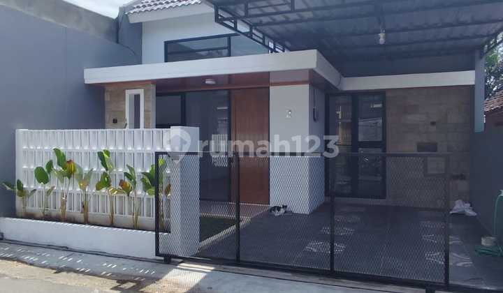 Rumah Cantik Minimalis Modern Lokasi Strategis Di Tirtoadi 