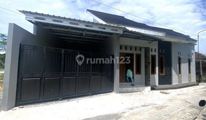 Rumah Baru Cantik Minimalis Harga Ekonomis Di Wirokerten 1