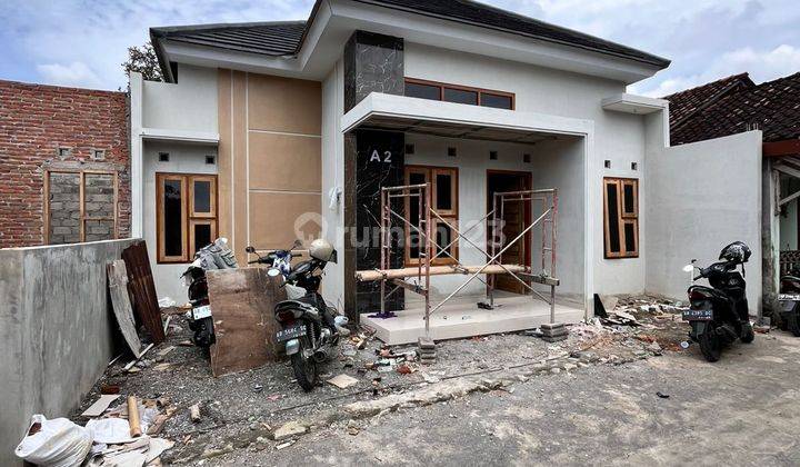 Rumah Cantik Limasan Modern Dekat Stadion Sultan Agung 1