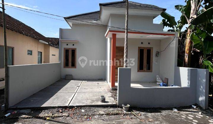 Rumah Minimalis Harga Ekonomis Dekat Ke Jalan Imogiri Barat  1