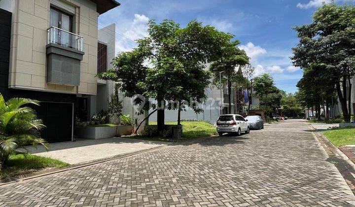 Rumah Mewah Tropis 2 Lantai Full Furnished Dalam Perumahan Elite 2