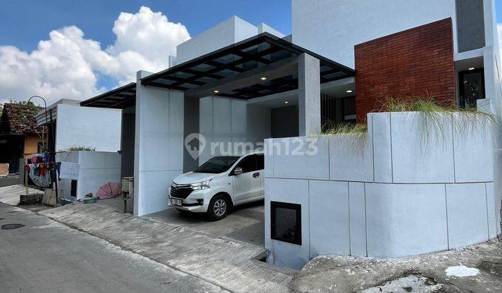 Rumah Baru Mewah Modern - Industrial Kekinian  2