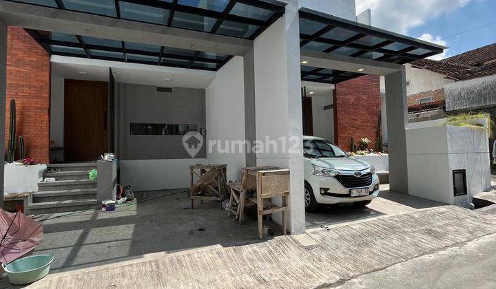 Rumah Baru Mewah Modern - Industrial Kekinian  1