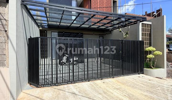 2-Story House by the Roadside Fully Furnished Just Bring Your Luggage 2