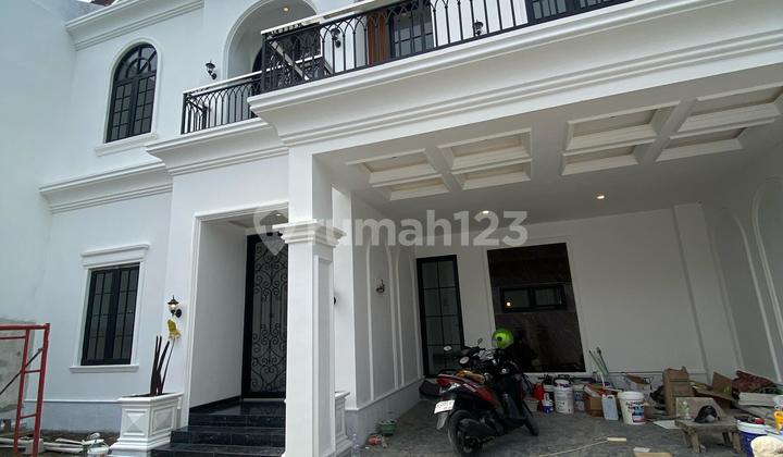 Rumah Baru Mewah Classic Modern 2 Lantai Di Utara Jogjabay 1