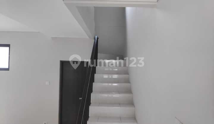 Affordable For Rent: Le Freya House in Lippo Cikarang, Strategic Location and Close to Various Facilities