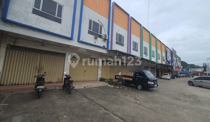 For Rent: 2-Story Shop House on Jl. Kalimalang Sukadanau, West Cikarang - Super Strategic, Spacious Parking 2
