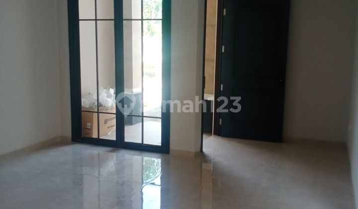 Disewakan Rumah Keren Cluster Vicente at Klasika Grand Wisata Bekasi Disewakan Rumah Keren Cluster Vicente at Klasika Grand Wisata Bekasi