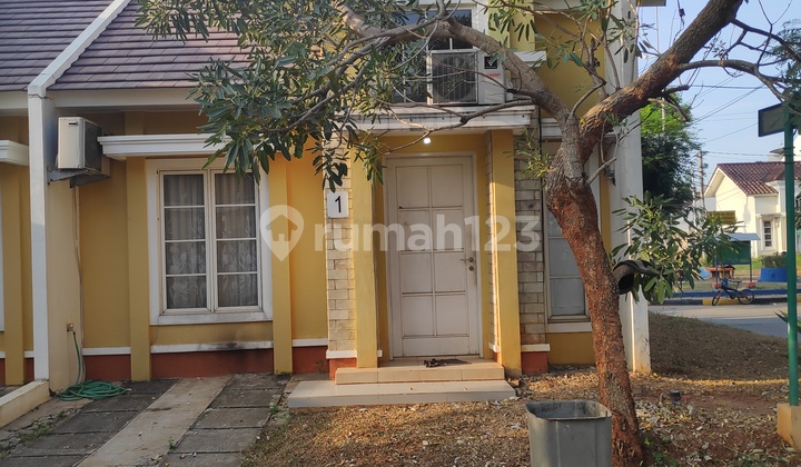 For Sale Ready-to-Occupy Hook House in Acacia Garden Cluster, Lippo Cikarang, Close to Various Facilities