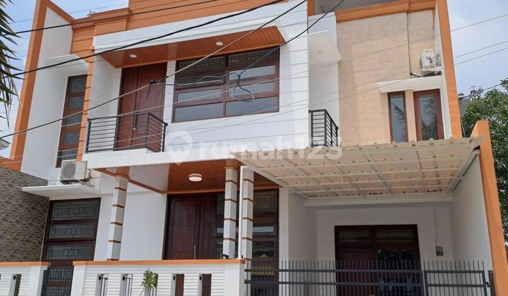 For Sale: 3-Story House Near Grand Wisata Bekasi - Move-In Ready, Strategic Location, Close to Toll Road Access.