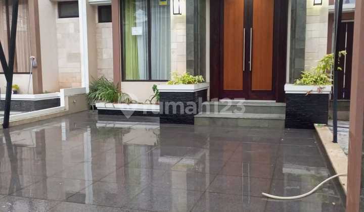 For Sale Fast Forest Green House in Lippo Cikarang - Comes with a Swimming Pool and Fully Furnished. For Sale Fast Forest Green House in Lippo Cikarang - Comes with a Swimming Pool and Fully Furnished.