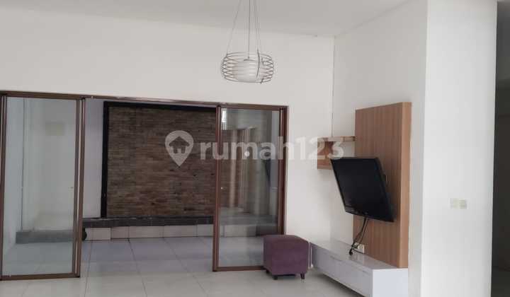 Dijual Rumah Di Cluster Alamanda Jgc Cakung 2