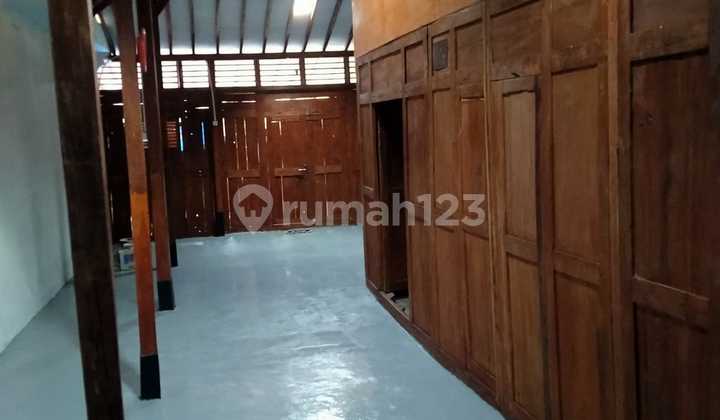 For sale Joglo house on Jl. Raya Bekasi Cakung Barat 2