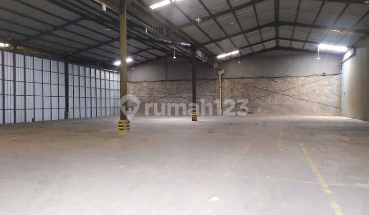 Warehouse 1500m² Cakung Near Toll Road Warehouse 1500m² Cakung Near Toll Road