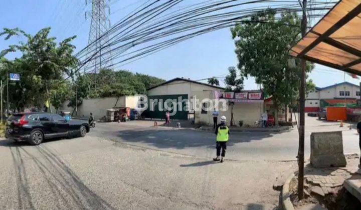 GUDANG DI PENGANGSAAN DUA KELAPA GADING JAKARTA UTARA