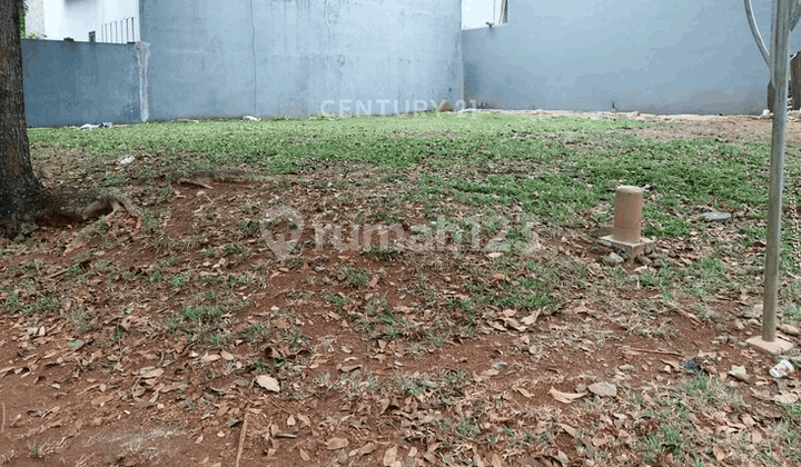 Flat Land Plot for Sale Ready to Build in an Elite Cluster in Sector 9