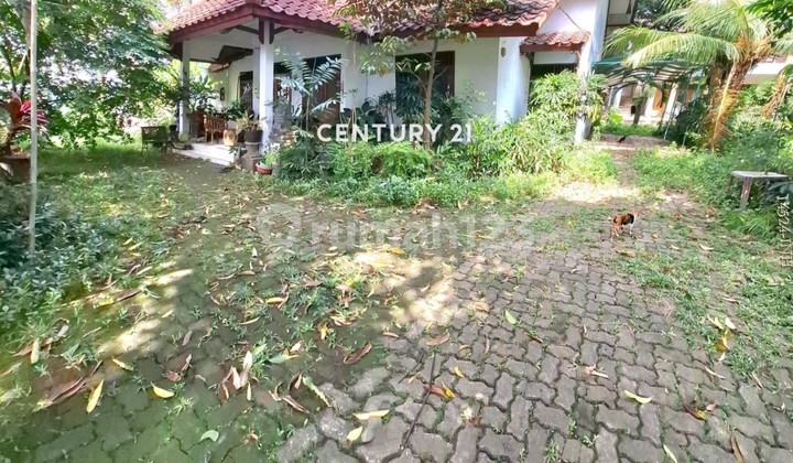 FOR SALE FAST House With 1000 M Land Strategic Location