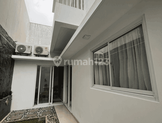 Dijual Rumah Furnish Siap Huni Dalam Cluster Dekat Bintaro Plaza 2