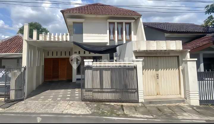 Rumah Luas Lamper Dekat Java Mall Semarang Selatan 1