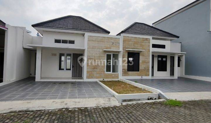 Rumah Bagus Manyaran Dekat Kawasan Industri Candi Semarang 1