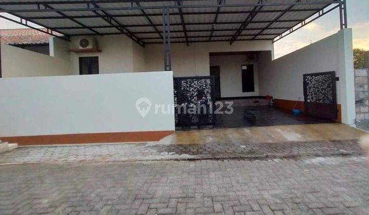 Rumah Mewah Baru Tengah Kota Manyaran Semarang 1