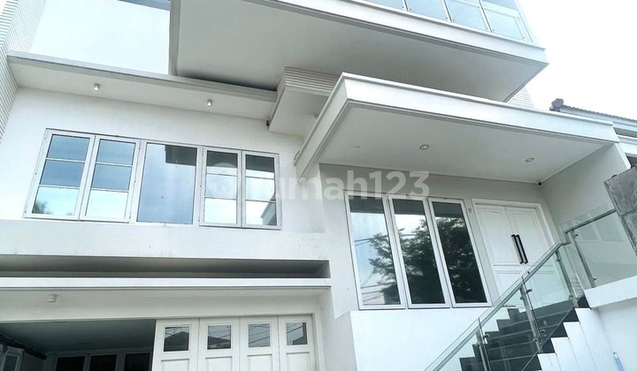 Rumah Danau Agung 3 Lt Minimalis Modern Siap Huni Rumah Danau Agung 3 Lt Minimalis Modern Siap Huni