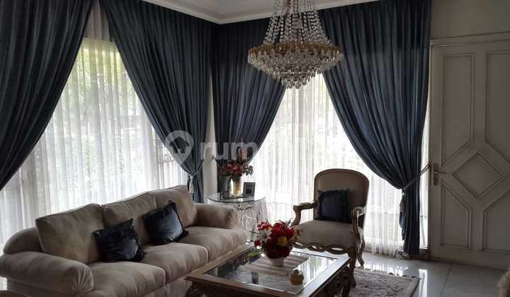 Rumah 2 Lt Hook Lingkungan Elite Rapi Bersih Di Bukit Gading Vila