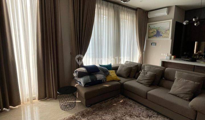 Apartemen Mewah Regatta Di Pantai Mutiara 1